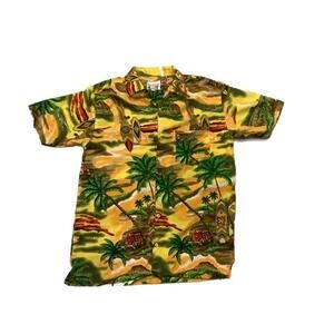 1980's Waikiki Hawaiian button down shirt